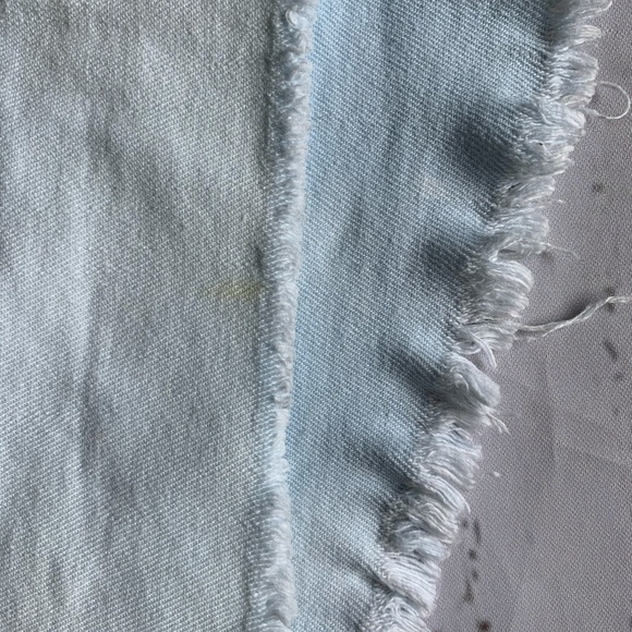 Size 27, Harlow, light blue shorts - Picture 10 of 11